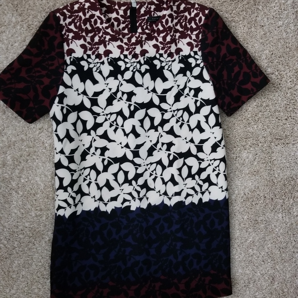 ZARA Woman floral short sleeve shift dress